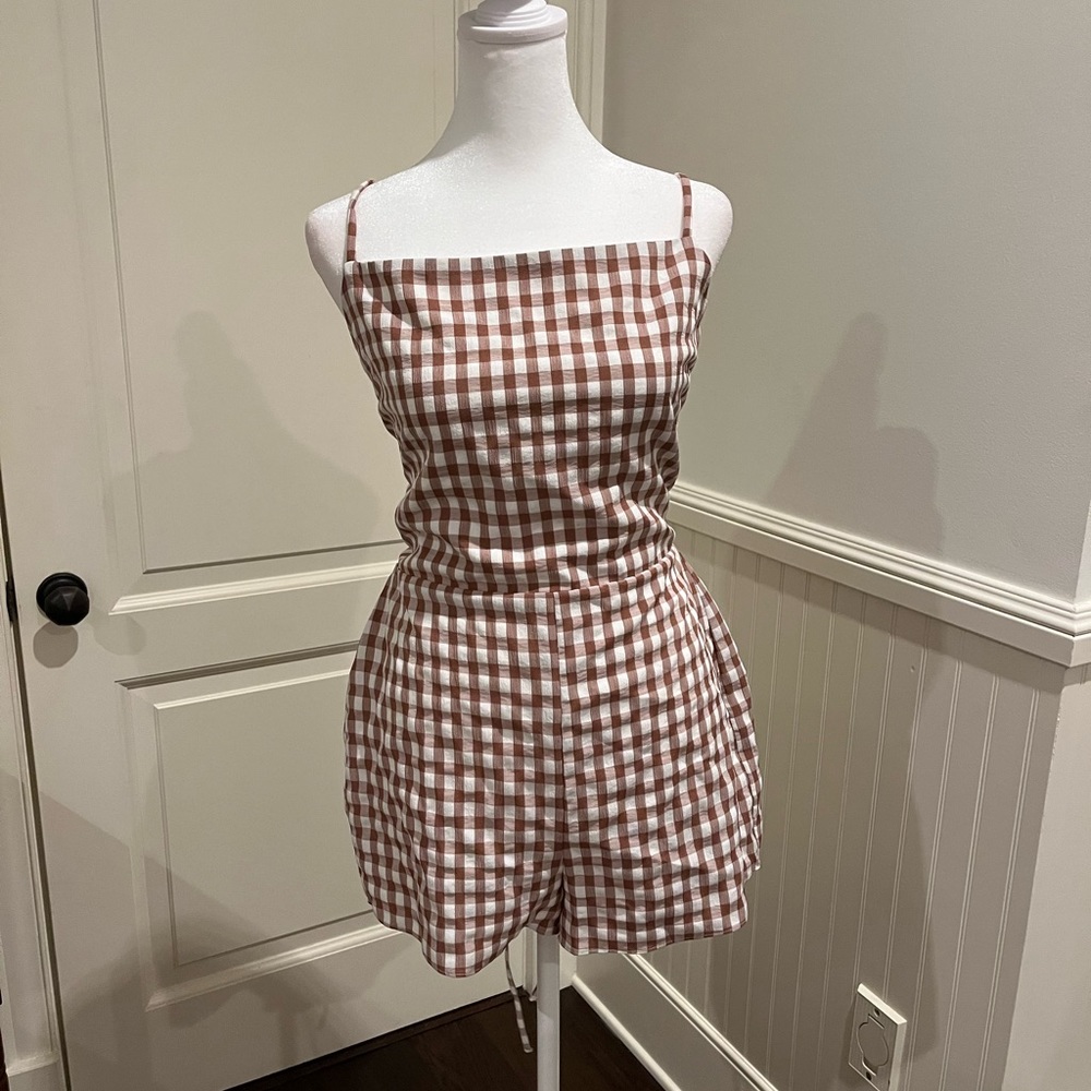 Privacy please romper. Size large